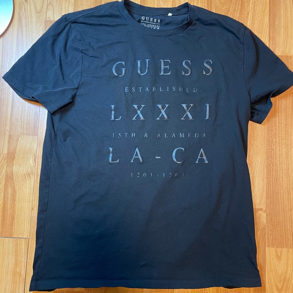 Black Guess Tee